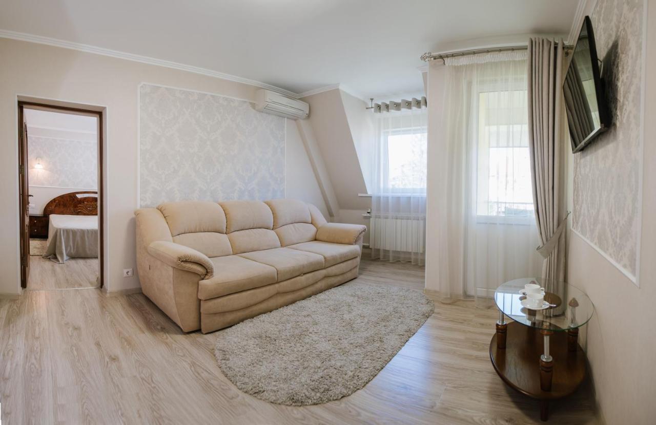 Arkada Sanatorium Hotel Трускавец Екстериор снимка